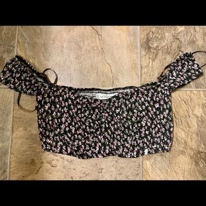 NWOT Volcom Crop